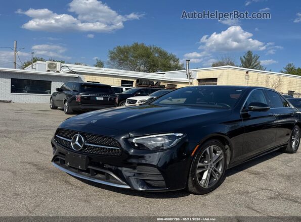 W1KZF8EBXNB029411 2022 MERCEDES-BENZ E Black 