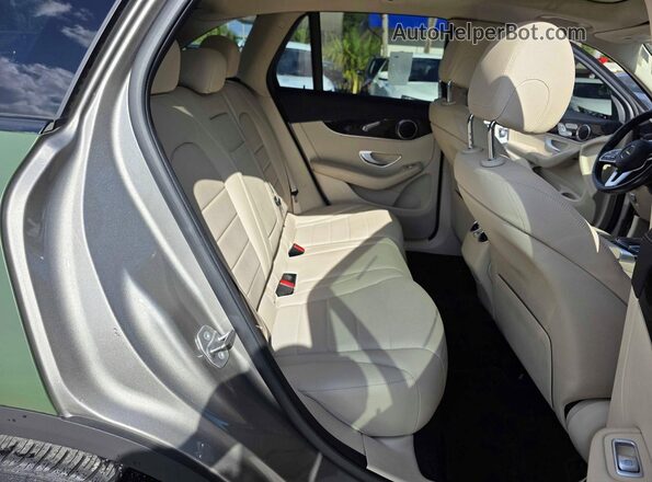 W1N0G8DB2LF806731 2020 MERCEDES-BENZ GLC-CLASS Silver 