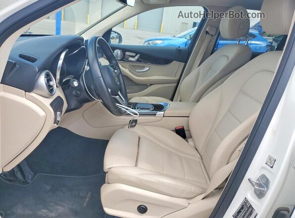 W1N0G8DB3LF808083 2020 MERCEDES-BENZ GLC-CLASS White Vista interior delantera
