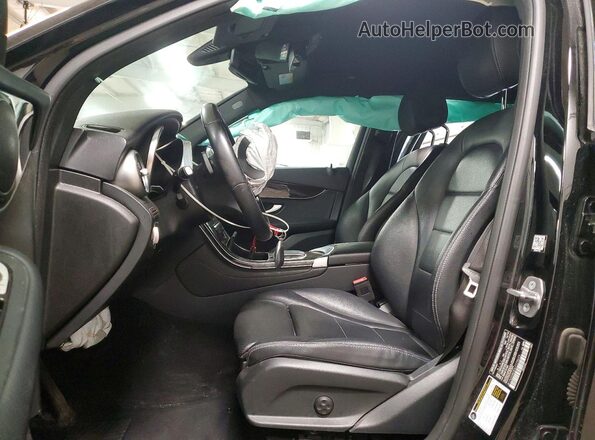W1N0G8EB0LF779673 2020 MERCEDES-BENZ GLC-CLASS Черный Вид салона спереди