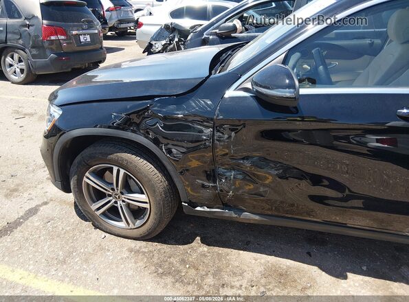 W1N0G8EB2LF823527 2020 MERCEDES-BENZ GLC 300 Black 