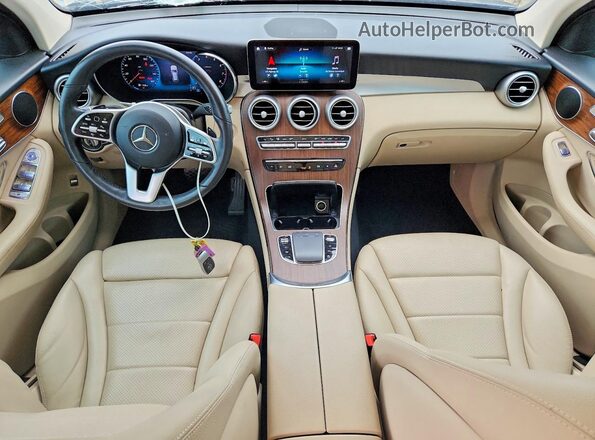 W1N0G8EB8MF917543 2021 MERCEDES-BENZ GLC-CLASS Blue Dashboard view