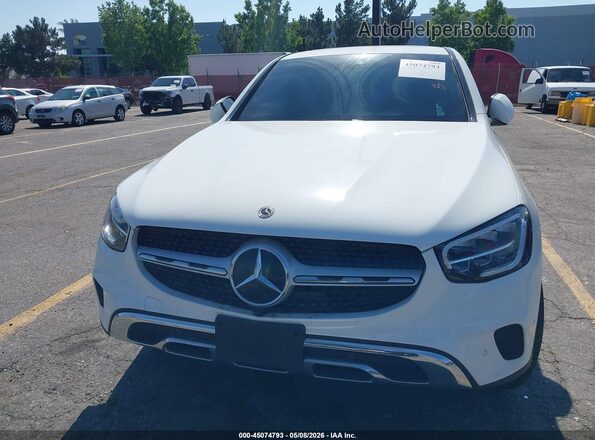 W1N0J8EB8PG164452 2023 MERCEDES-BENZ GLC 300 Белый Вид панели приборов