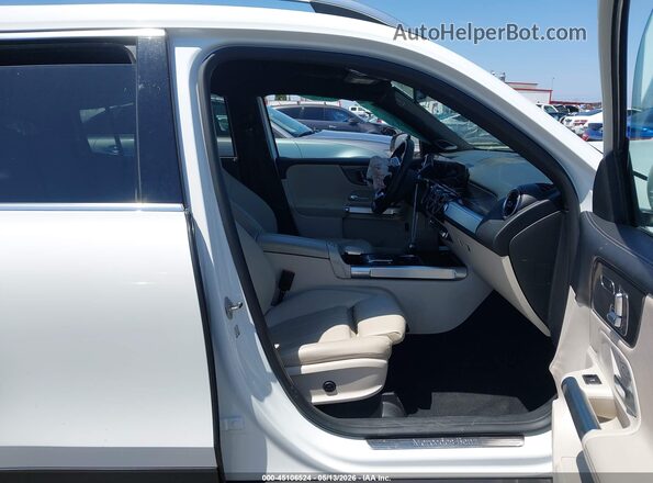 W1N4M4GB7NW175119 2022 MERCEDES-BENZ GLB-CLASS White Widok wnętrza z przodu