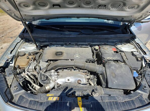 W1N4M4HB1LW043131 2020 MERCEDES-BENZ GLB-CLASS Silver ძრავის განყოფილების ხედი