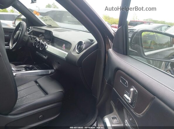 W1N4M4HB1LW070703 2020 MERCEDES-BENZ GLB-CLASS Черный Вид салона спереди