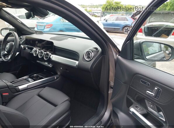 W1N4M4HB2SW416689 2025 MERCEDES-BENZ GLB-CLASS Gray Widok wnętrza z przodu
