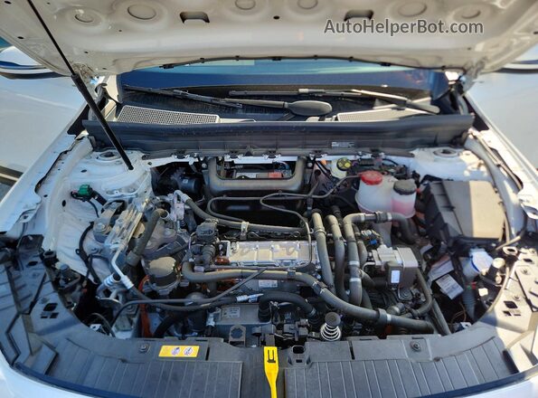 W1N9M0CB1RN091457 2024 MERCEDES-BENZ EQB White Engine compartment view