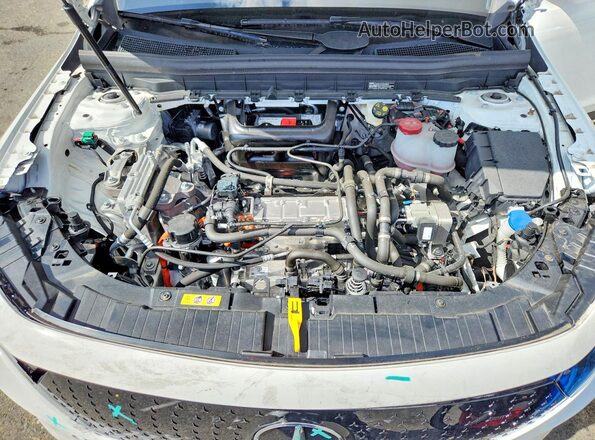 W1N9M0CB2RN092052 2024 MERCEDES-BENZ EQB Белый Вид подкапотного пространства