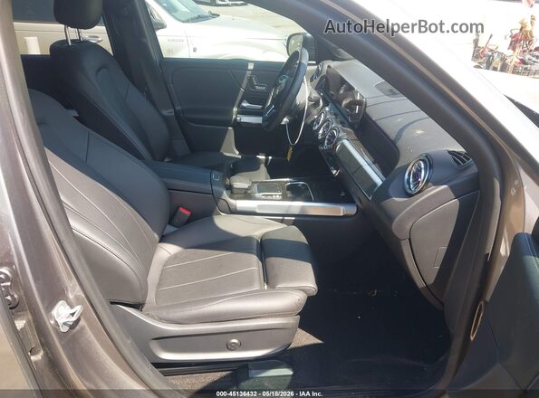 W1N9M0KB5PN067872 2023 MERCEDES-BENZ EQB 300 SUV Gray წინა სალონის ხედი