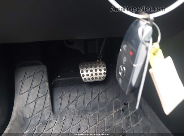 W1N9M0KB8PN051245 2023 MERCEDES-BENZ EQB 300 SUV White Vista del salpicadero