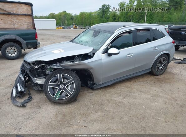 W1NKM4HB3RF110134 2024 MERCEDES-BENZ GLC 300 Silver Vista tres cuartos delantera izquierda