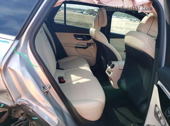 W1NKM4HB6RF211166 2024 MERCEDES-BENZ GLC-CLASS Gray Widok wnętrza z tyłu