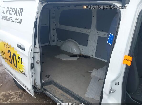 W1YV0CEY2P4238209 2023 MERCEDES-BENZ METRIS White VIN կոդի պիտակի տեսք