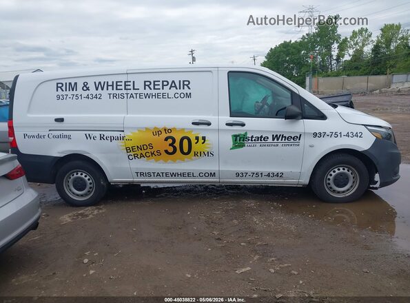 W1YV0CEY2P4238209 2023 MERCEDES-BENZ METRIS White Սալոնի 360 աստիճան տեսք