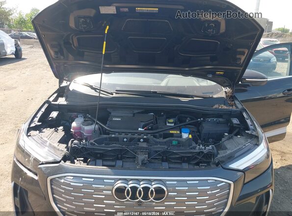 WA12UBFZ0RP043055 2024 AUDI Q4 Black Հետևի տեսք