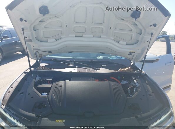 WA13AAGE6MB038323 2021 AUDI E-TRON Белый Вид сзади