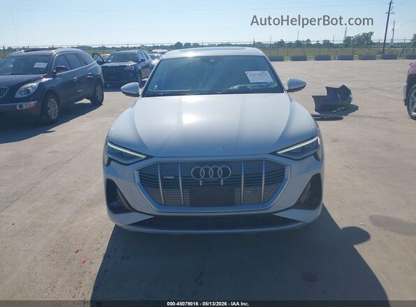WA13AAGE6MB038323 2021 AUDI E-TRON Белый Вид щитка приборов