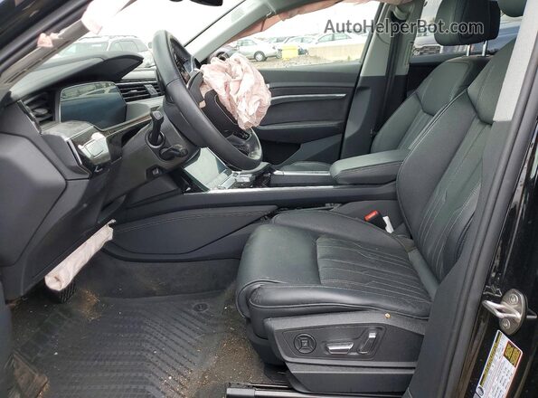 WA13AAGE6NB009566 2022 AUDI E-TRON Black წინა სალონის ხედი