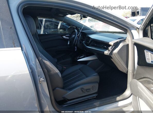 WA13UBFZ9RP049103 2024 AUDI Q4 Серый Вид подкапотного пространства