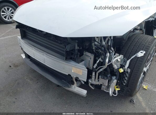 WA15AAGE5RB050074 2024 AUDI Q8 E-TRON White Vista frontal