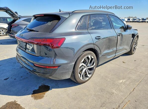 WA15AAGEXRB064097 2024 AUDI Q8 Black 