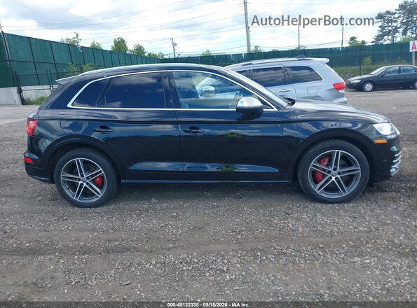WA1A4AFY0J2037271 2018 AUDI SQ5 Черный Вид задней части салона