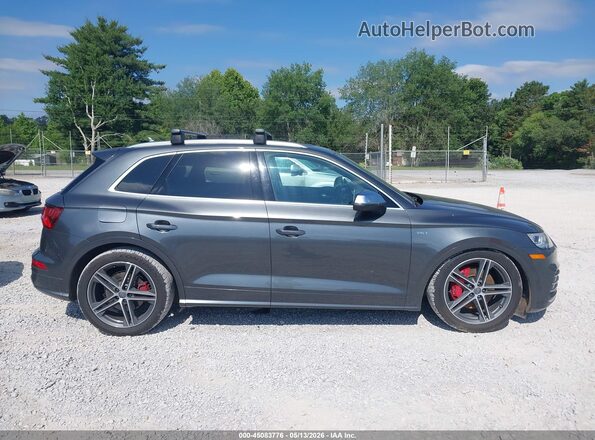 WA1A4AFY3J2109175 2018 AUDI SQ5 Gray Вид задньої частини салону