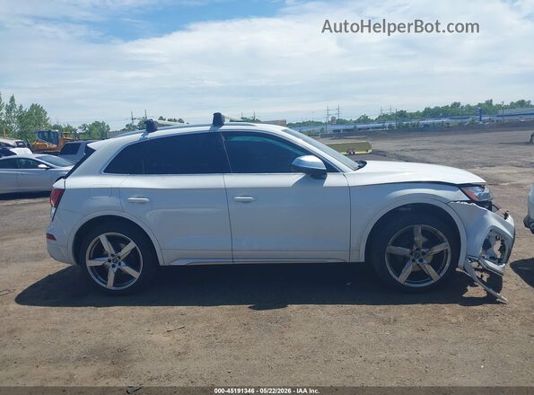 WA1A4AFY3N2043975 2022 AUDI SQ5 White Rear interior view