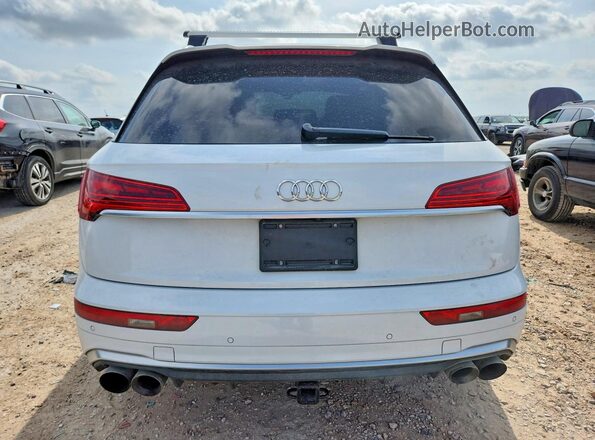 WA1A4AFY5N2103349 2022 AUDI SQ5 White Rear view