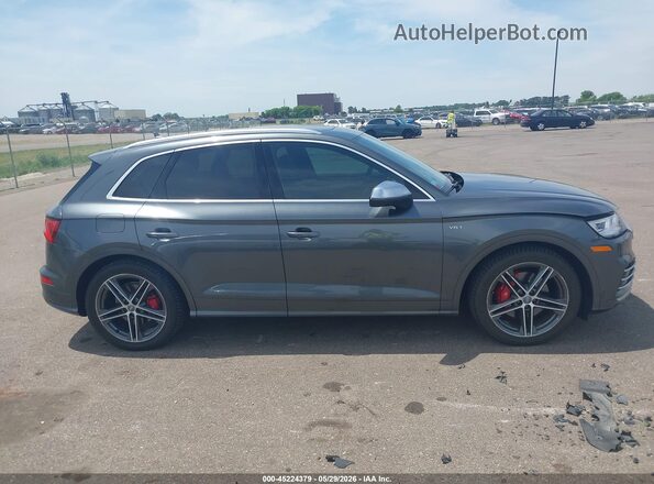 WA1A4AFYXJ2071802 2018 AUDI SQ5 Gray Rear interior view