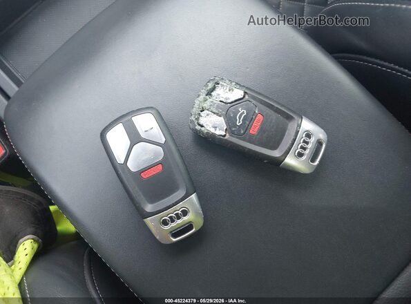WA1A4AFYXJ2071802 2018 AUDI SQ5 Gray Dashboard view