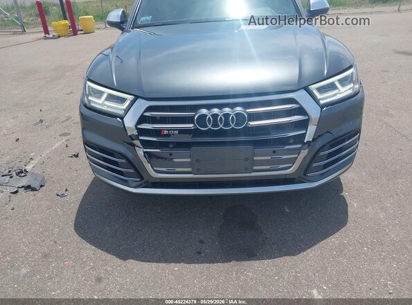 WA1A4AFYXJ2071802 2018 AUDI SQ5 Gray Front view