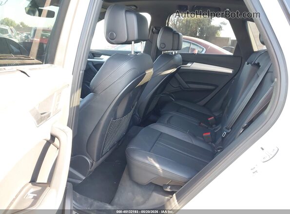 WA1A4AFYXJ2156932 2018 AUDI SQ5 White VIN კოდის სტიკერის ხედი
