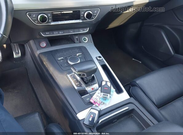WA1A4AFYXJ2156932 2018 AUDI SQ5 White წინა პანელის ხედი