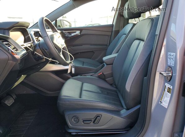 WA1A5BFZXSP040386 2025 AUDI Q4 Gray 