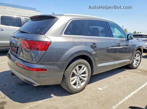 WA1AAAF74KD010032 2019 AUDI Q7 Gray Trasero derecho
