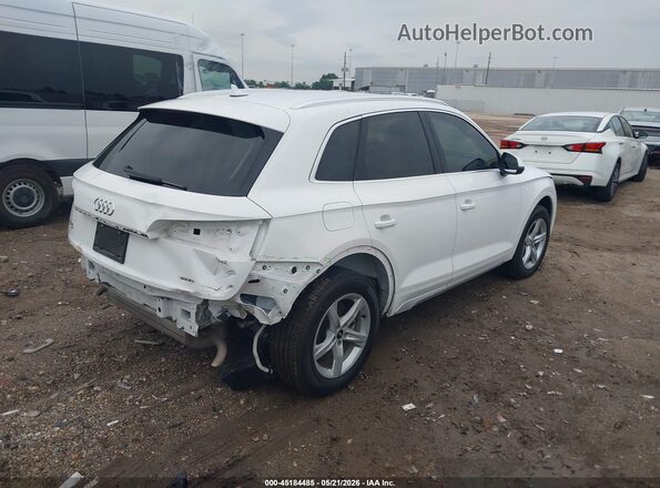 WA1AAAFY4M2093484 2021 AUDI Q5 White Rear right