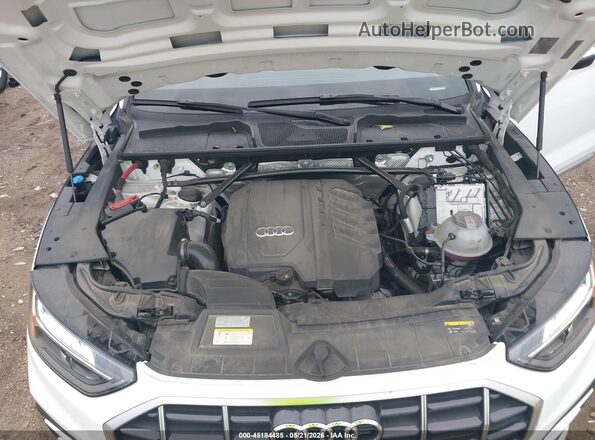 WA1AAAFY4M2093484 2021 AUDI Q5 White Rear view
