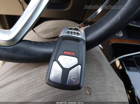 WA1AAAFY5M2044536 2021 AUDI Q5 Black Առջևի վահանակի տեսք