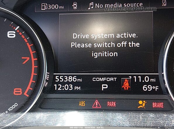 WA1AAAFY5M2044536 2021 AUDI Q5 Black 