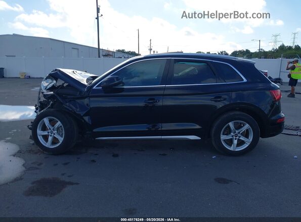 WA1AAAFY8M2102672 2021 AUDI Q5 Black 