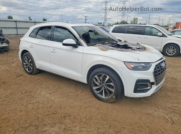 WA1AAAFY8M2132755 2021 AUDI Q5 White 