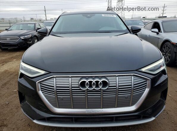 WA1AAAGE9MB008093 2021 AUDI E-TRON Черный Вид спереди