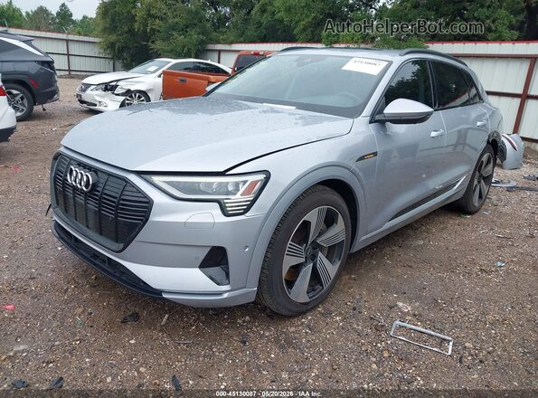 WA1AAAGEXMB025162 2021 AUDI E-TRON Gray Передня ліва чверть