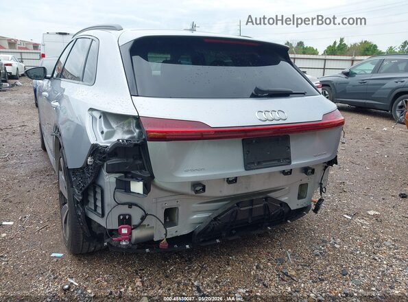 WA1AAAGEXMB025162 2021 AUDI E-TRON Gray Вид спереду