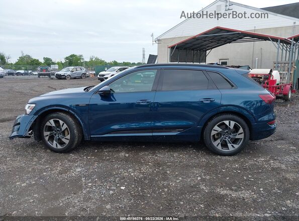 WA1AABGE9NB009784 2022 AUDI E-TRON Turquoise 