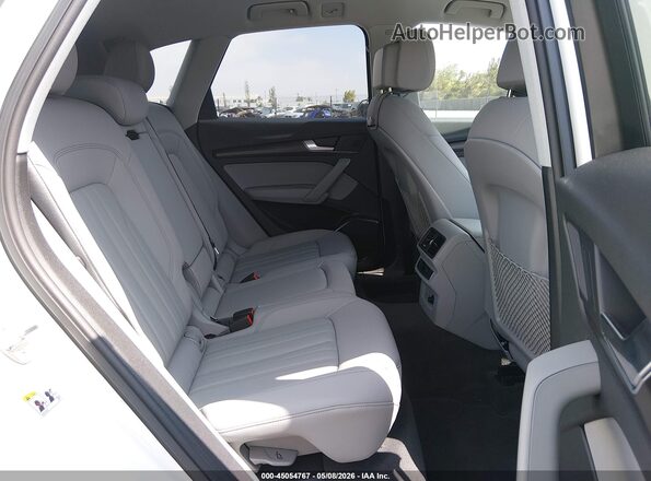 WA1ABAFY1P2103759 2023 AUDI Q5 White Вид наклейки з VIN-кодом