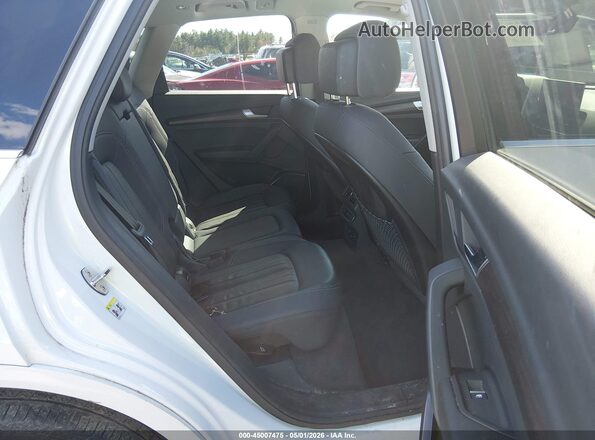 WA1ABAFY2P2069556 2023 AUDI Q5 White Вид наклейки з VIN-кодом