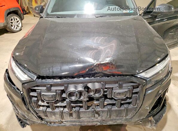 WA1ACBF78TD002615 2026 AUDI Q7 Black Engine compartment view